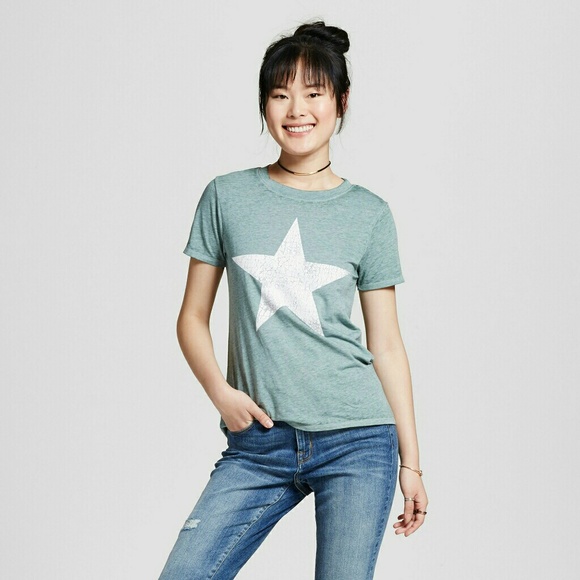 Modern Lux Tops - 4/$20 Heathered Green Star GraphicTee